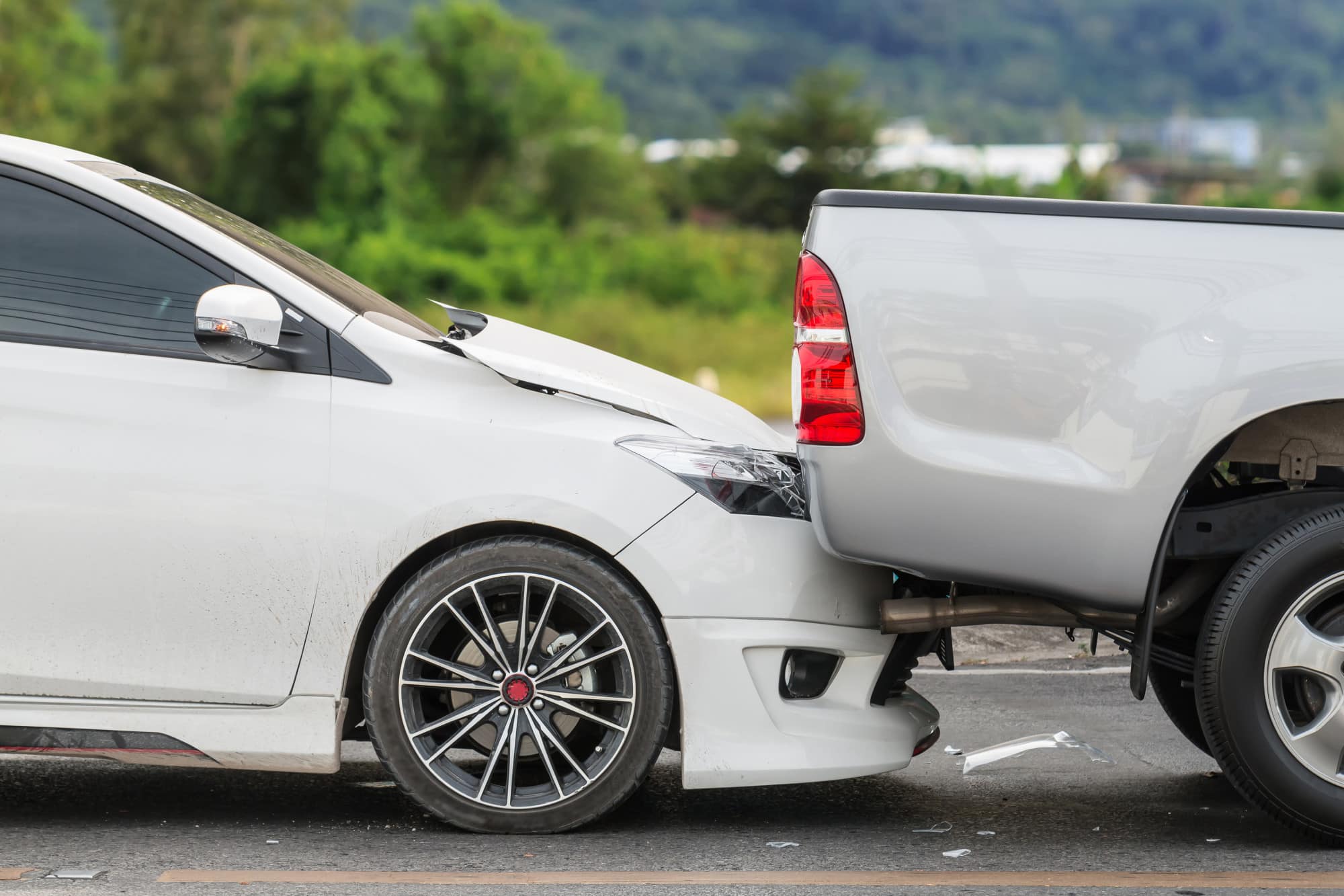 CAR CRASH definition and meaning